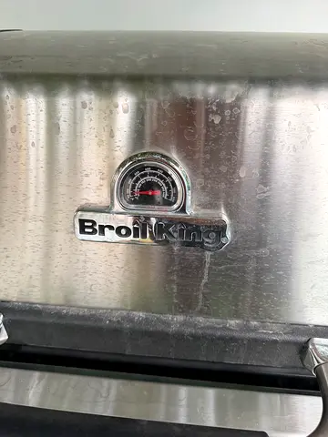 Broil King Stainless Steel Gas/BBQ Grill (used)