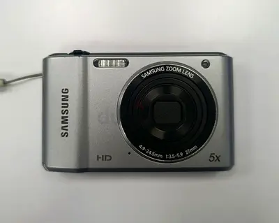 Samsung ES90 Digital Camera