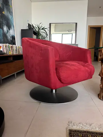 Red Swivel Armchair in Good Condition