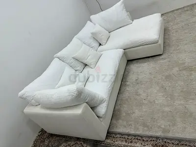 Excellent condition the one brand lshape sofa