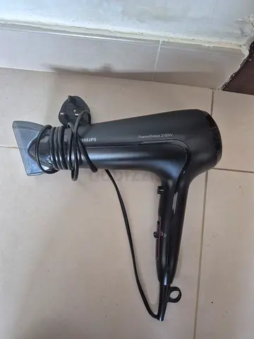 Philips Hair Dryer (Compact, Black) - Good Working Condition
