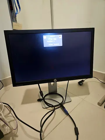 HP 22-inch LCD Monitor - Good Condition