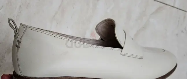 Ladies shoe