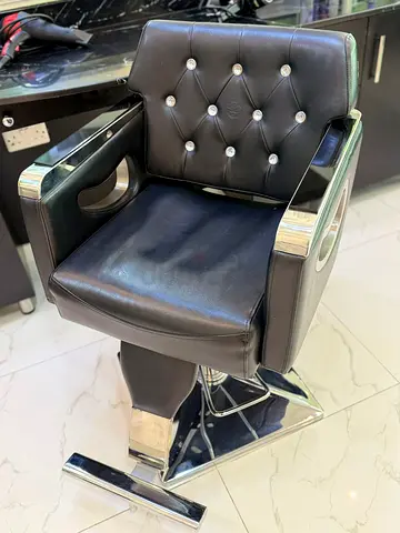 4 Black Leather Salon Barber Chair with Chrome Base