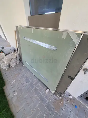 Large bathroom mirrored (3 pieces) - good condition