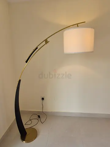 Modern Curved Floor Lamp with Cream/off white Drum Shade