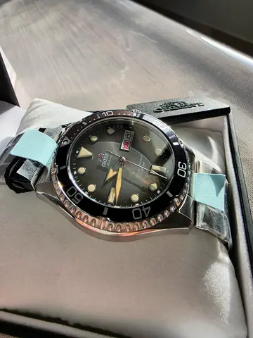 Orient Mens RA-AA0810N19B Stainless Steel Automatic Diver Watch - Black Dial - Sapphire