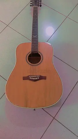 Guitar for sale