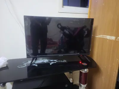 LED Smart TV 32 Inch – Excellent Condition