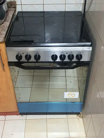 Indesit electric ceramic cooker 60x60cm