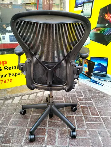 For selling Herman Miller chair.good condition only little use