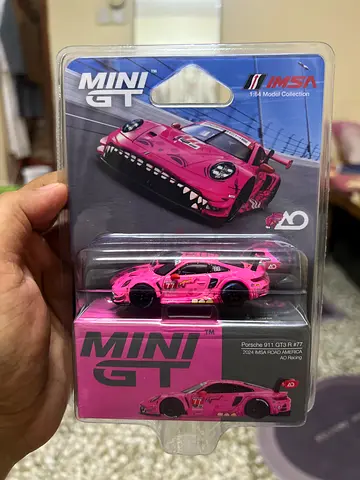 Mini gt Porsche 911 GT3 R #77