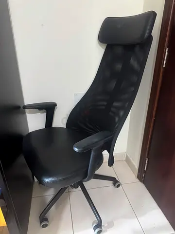 Desk chair
