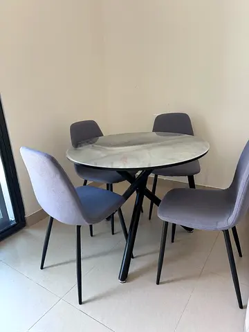 Compact 4-Seater Dining Table with Grey Fabric Chairs
