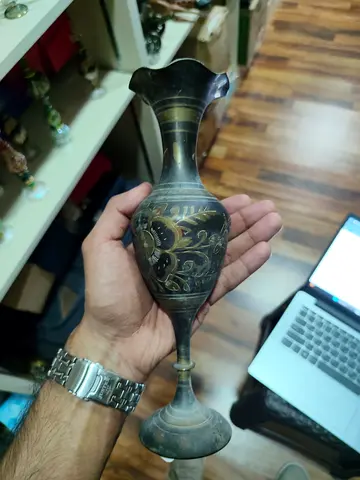 Handheld Decorative Brass Vase with Floral Engraving - Vintage Look