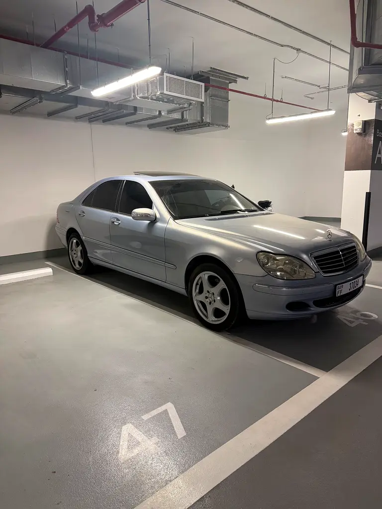 Mercedes-Benz S-Class 2005 — photo 1 of 9