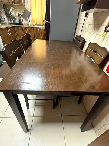 Solid Wooden Dining Table with Chairs