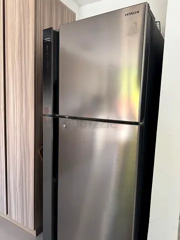 Hitachi Inverter X Dual fan cooling Fridge. Capacity 550L. In great condition