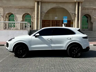 صورة 4 لـ 2020 Porsche CAYENNE
