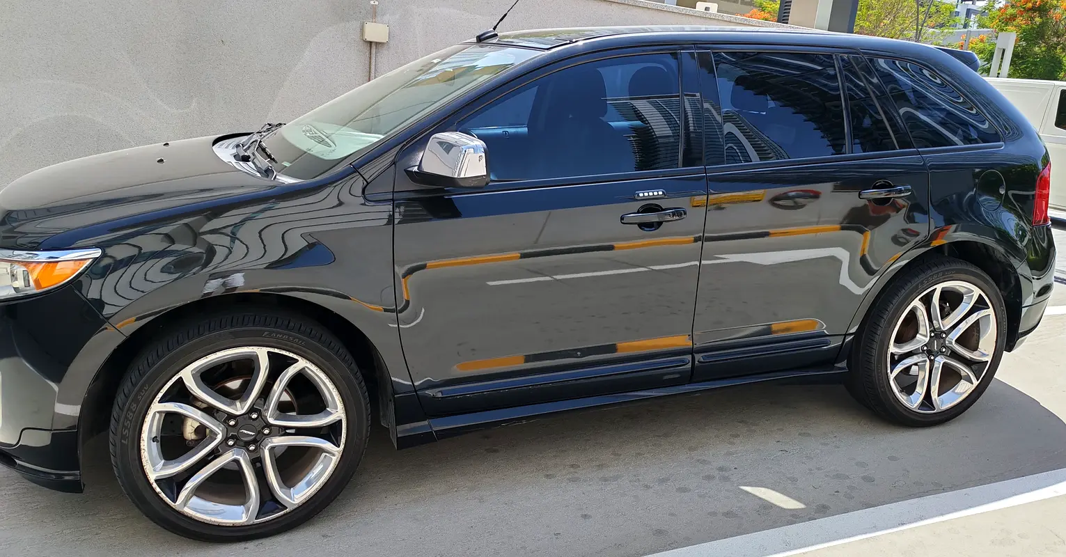 Ford Edge 2014 — photo 1 of 7