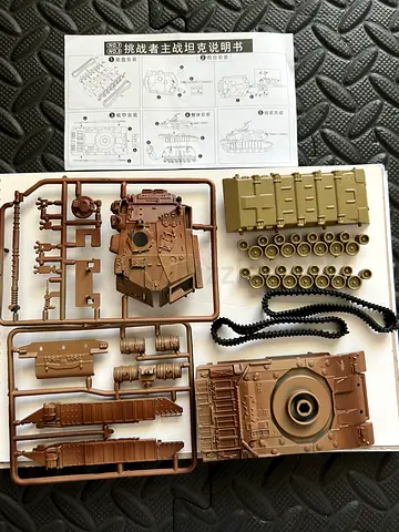1:72 Scale Model Tank Challenger I