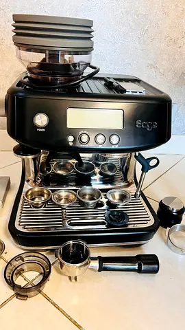 Sage Breville  Barista Pro semi Auto Espresso Machine - with WDT, Tamping and extra Portafilter set