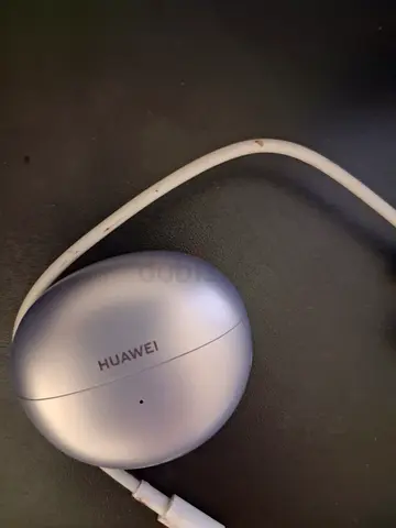 **HUAWEI FREECLIP HEADPHONES**