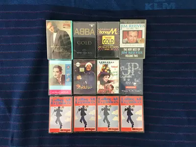 12 VINTAGE MUSIC ALBUM CASSETTE TAPES