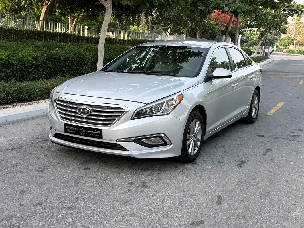 Hyundai Sonata 2017 — photo 1 of 4