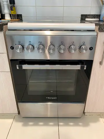 Bompani Gas Cooker