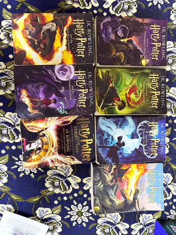 Harry Potter - Complete 7 Book Paperback Set (J.K. Rowling)