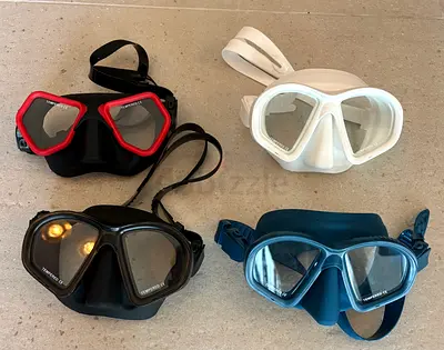 Set of 4 Snorkel/Dive Masks – Mixed Sizes and Colors, Good Condition