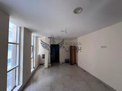 FULL FLOOR 2 BHK WITH 2 WASHROOM SEPRET LIFT