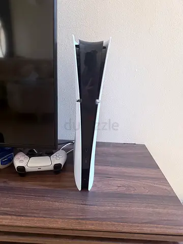 Play station 5 Digital slim with controller