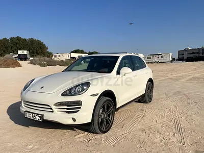 FROM OWNER Cayenne S V8 with Apple Carplay