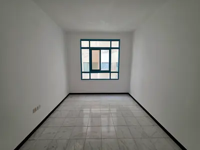No deposit// spacious 1bhk with balcony // near to main road and bus stop