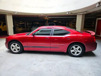 Dodge Charger SXT 2009 GCC Specs - Well Maintained