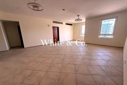 3BR+M Spacious Unit| Tenanted | 2 Parking