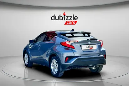 صورة 8 لـ 2023 Toyota C-HR