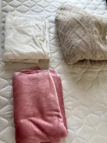 Fleece blankets