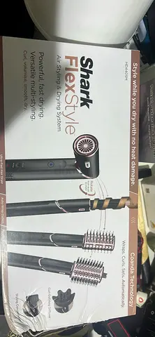 Shark FlexStyle Air Styling  Drying System - 3 Attachments