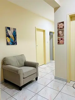 BACHELORS BED SPACE | 10 MINUTES WALK TO BURJUMAN AND ADCB METRO STATION | HAMDAN COLONY | AL KARAMA