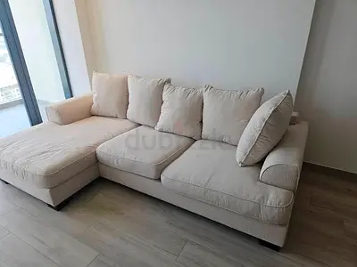 The One Kingston L Shape sofa beige Excellent Condition