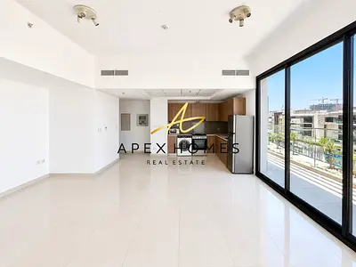 Vacant | Well Maintained | Ready to Move In