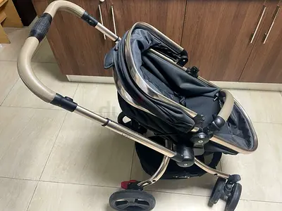 Mothercare Lightweight 3-in-1 Stroller (reversible seat) - Good Condition