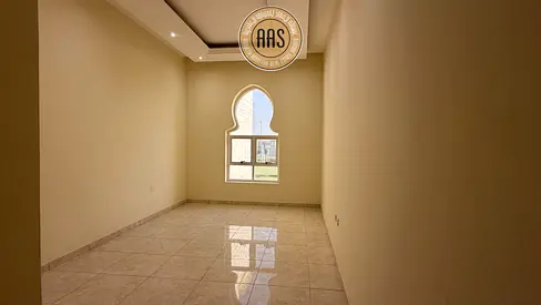 Brand New Luxury 4BR Villa withHall Majlis Maidroom only 130k