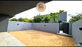 HOT OPTION || READY TO MOVE || LUXURIOUS