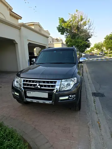 Mitsubishi Pajero 2017 - Agency Maintained