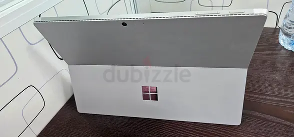 Microsoft Surface Pro with Kickstand (Silver) - Good Condition