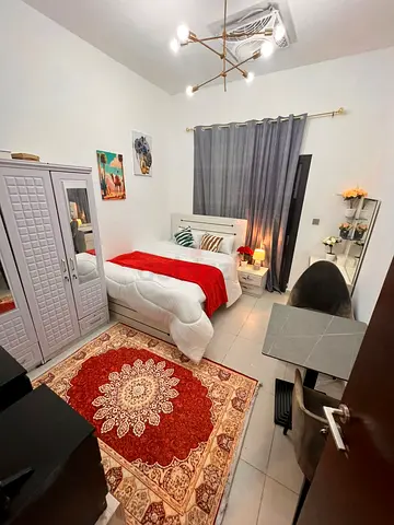 Ready to move Master room available in JVC